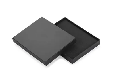 PREMIUM DĀVANU KASTE NO STINGRA MATERIĀLA ''SALECO'' / 225 x 180 x 30 mm
