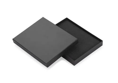PREMIUM DĀVANU KASTE NO STINGRA MATERIĀLA ''SALECO'' / 225 x 180 x 30 mm / BC02212