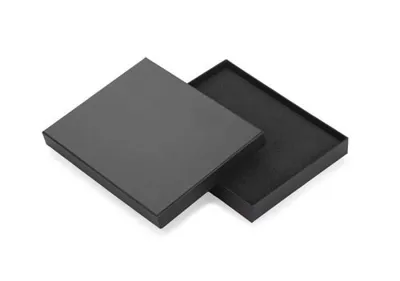 PREMIUM DĀVANU KASTE NO STINGRA MATERIĀLA ''SALECO'' / 225 x 180 x 30 mm