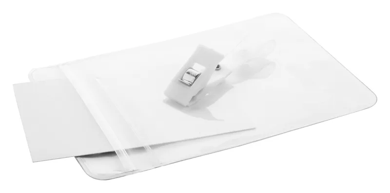 CAURSPĪDĪGA PLASTMASAS ID KARŠU KABATIŅA AR KLIPSI / 84×120 mm / AP741816-A
