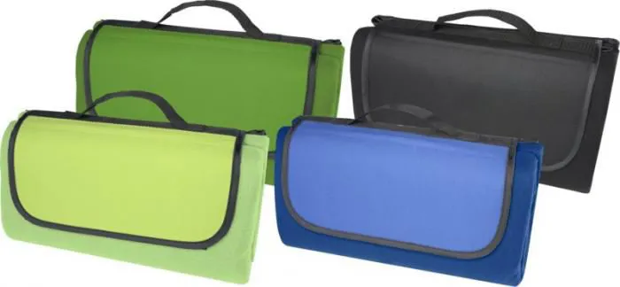 PIKNIKA SEGA NO PĀRSTRĀDĀTAS PLASTMASAS 
