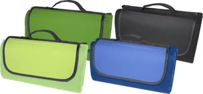 PIKNIKA SEGA NO PĀRSTRĀDĀTAS PLASTMASAS 